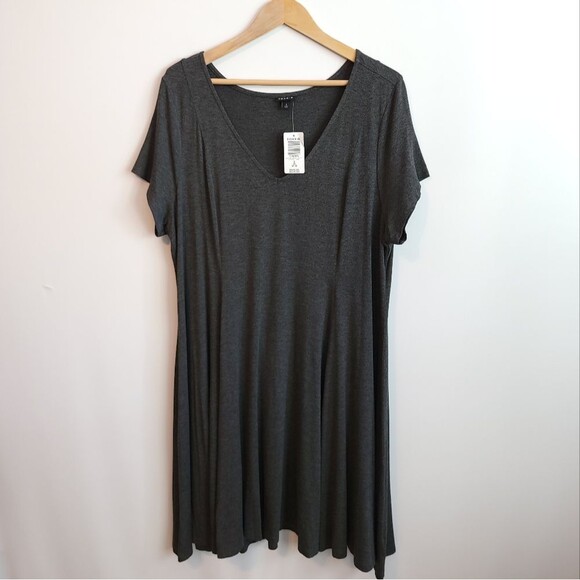 Torrid Jersey Fluted Dress Charcoal Gray NWT - Picture 3 of 10